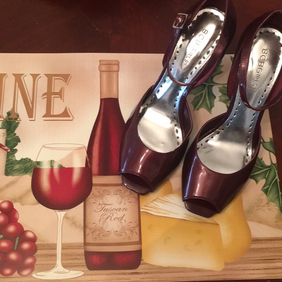BCBG Shoes - 🦊 BCBG GIRL metallic based Mary Jane maroon heels